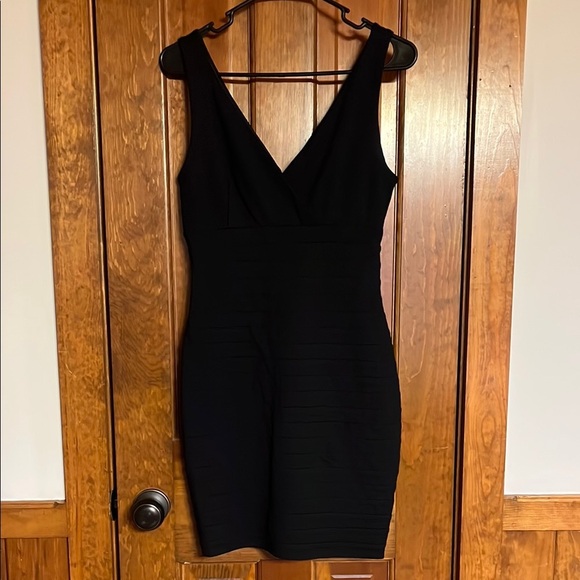 Express Black V-Neck Sheath Mini Dress - Picture 1 of 7